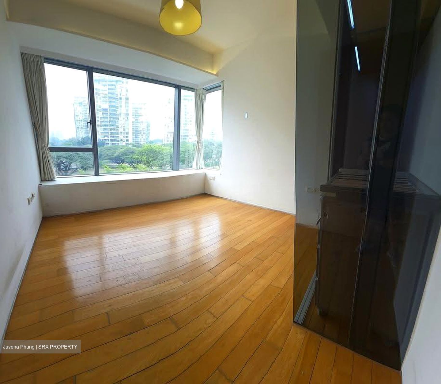 SilverSea (D15), Condominium #631944281